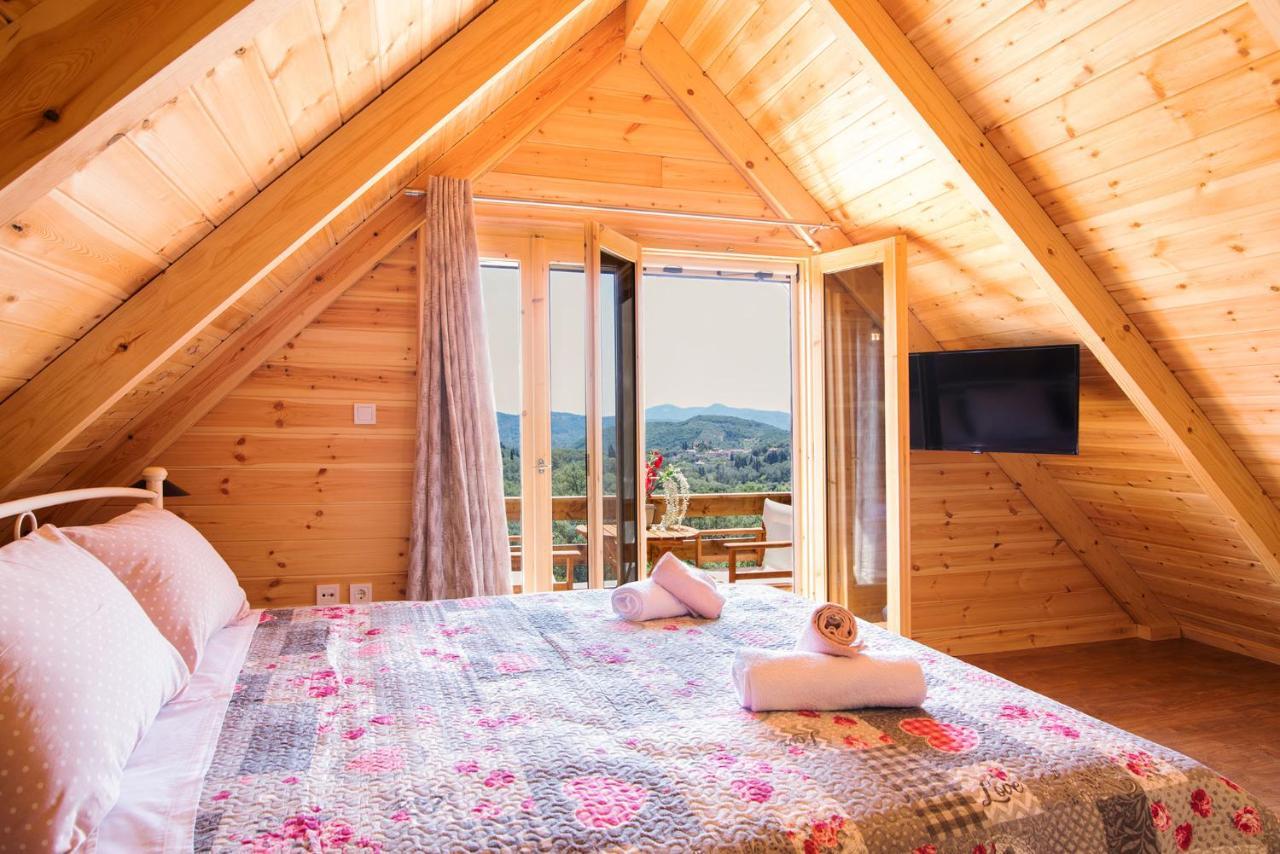 Romantic Tree House * Kato Pavliana